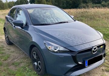 Mazda 2 19.000 km 16.500 &euro; Velgast 18469