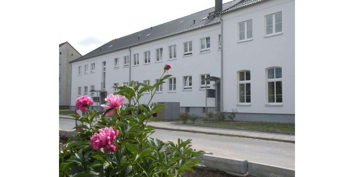 Etagenwohnung Stralsund Langendorfer Berg - 2 Zimmer, 74 m&sup2;, 627&euro; | Angebot:27324627