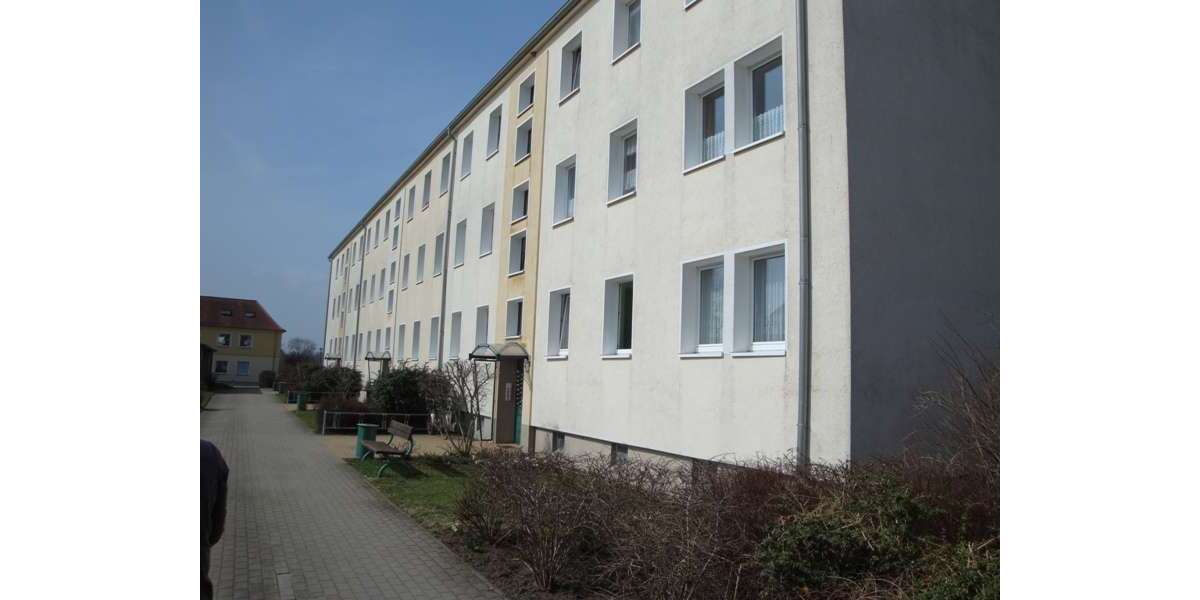 Etagenwohnung Velgast - 3 Zimmer, 63 m&sup2;, 380&euro; | Angebot:27211167