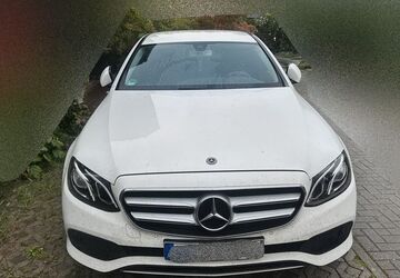 Mercedes-Benz E 200 94.000 km 22.000 &euro; Stralsund 18439