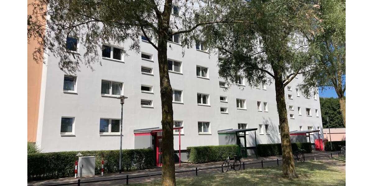 Etagenwohnung Stralsund Grünhufe - 4 Zimmer, 77 m&sup2;, 460&euro; | Angebot:27103797